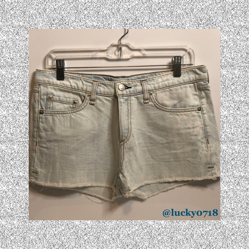 Rag & Bone EUC Bleach Out Cut Off Jean Short Sz 27 - Picture 2 of 8